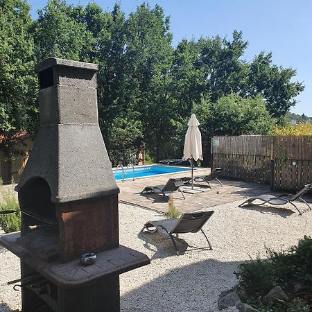 Вилла Dee'S House And Pool Лабин Экстерьер фото